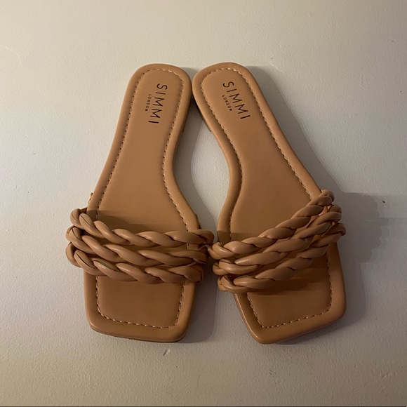 Sandals - Picture 1 of 3